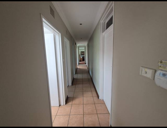 4 BEDROOM HOUSE FOR SALE IN VANDERBIJLPARK SW 5